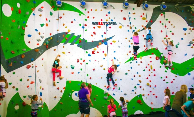 Climb at Golden Gecko 768x461