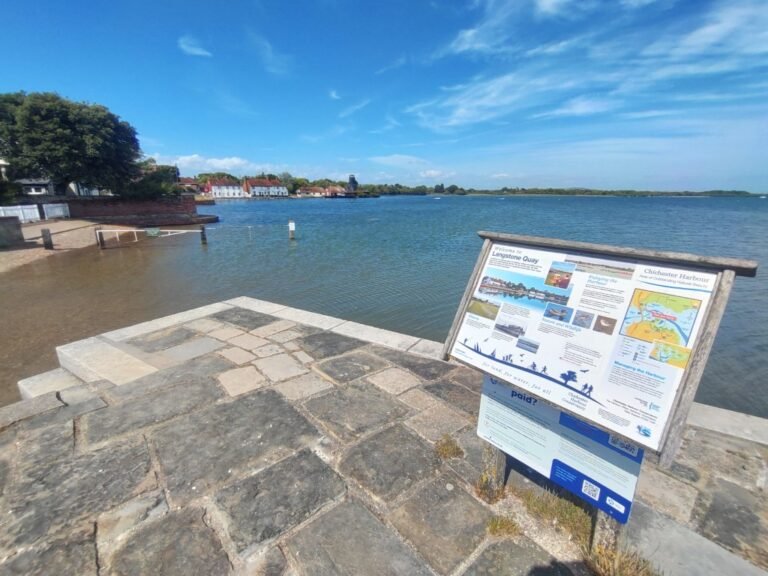 Paddle Chichester Harbour from Langstone Quay 1 768x576