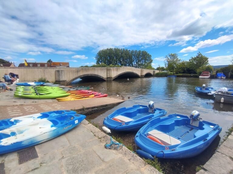 Paddle the River Frome from Wareham 1 768x576