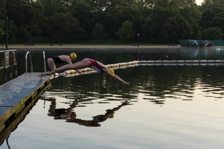 Swim at the Serpentine Lido Royal Parks 768x513