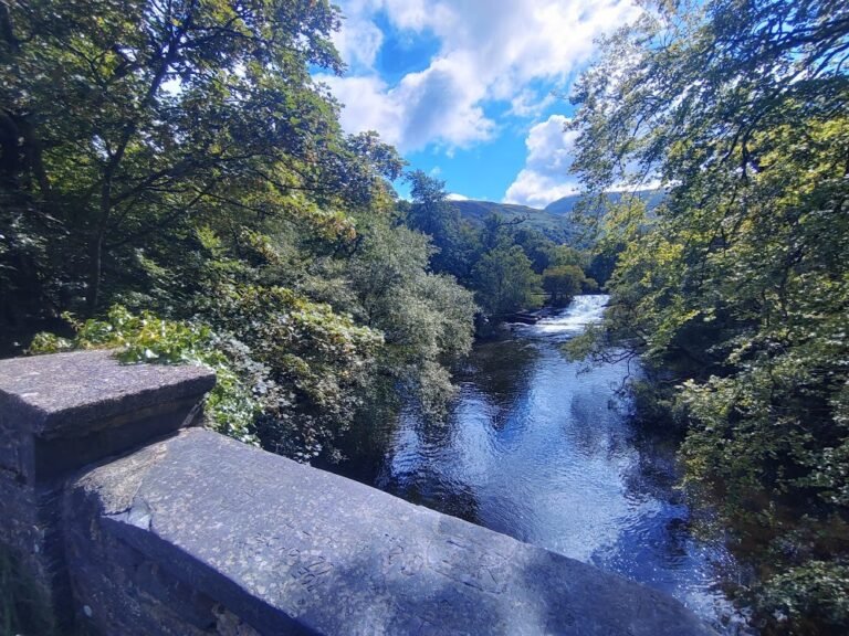 Walk the Ogwen Valley from Bethesda 1 768x576