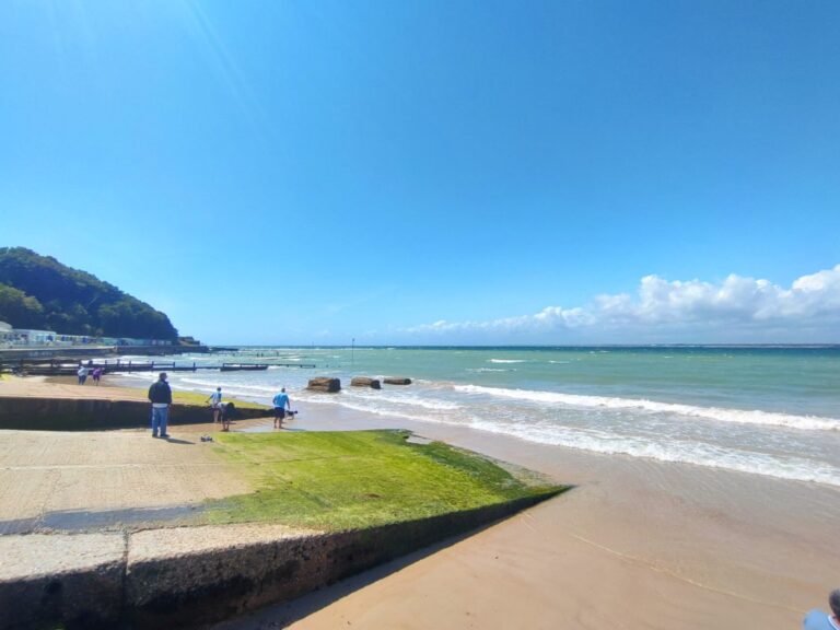 Paddle from Colwell Bay Beach IoW 1 768x576