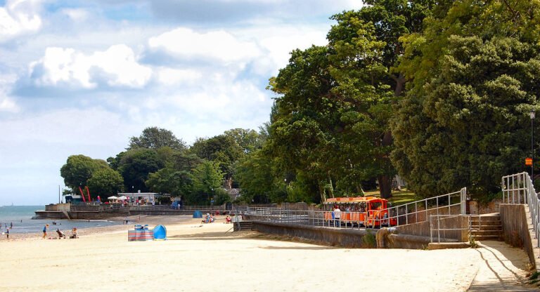 Swim at Ryde Beach IoW 1 768x416