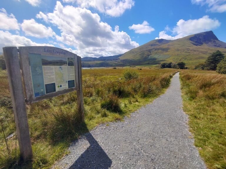 Walk Yr Wyddfa Snowdon from Rhyd Ddu 1 768x576