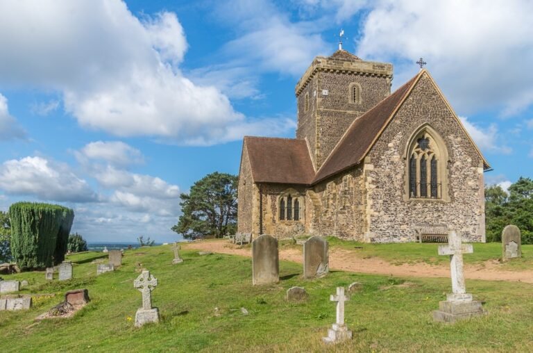 Walk on the North Downs Way at St Marthas Hill 1 768x508
