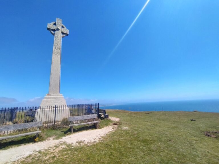Walk the Coastal Path from Tennyson Down IoW 1 768x576
